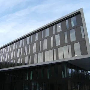 Neckarpark Hostal
