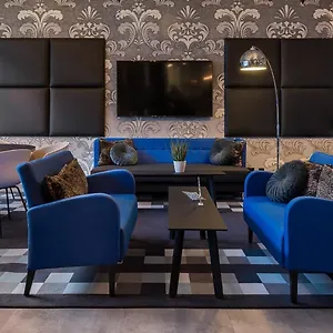 - The Niu, Square By Ihg Hotel MHG