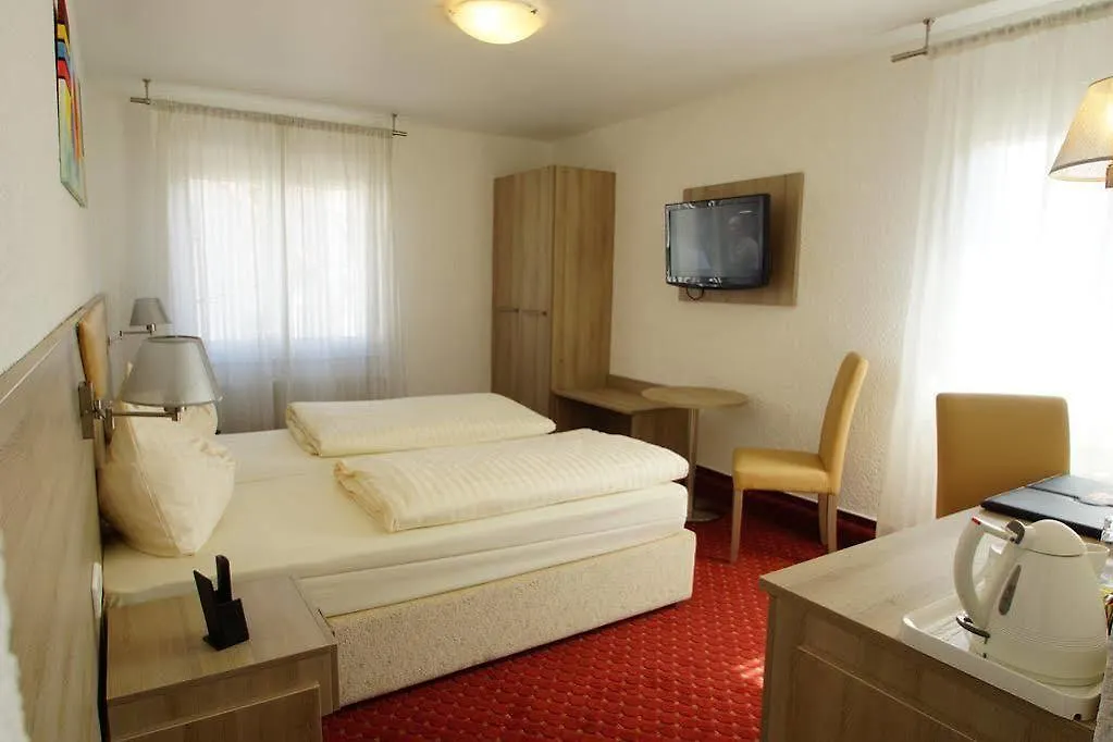 ***  Airport Hotel Filder Post Stuttgart Almanya